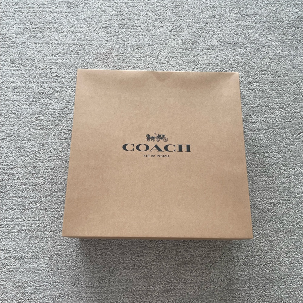 NWT Coach City Tote Bag Black Double Face Leather Casual Luxury Minimalist Chic - Picture 4 of 4